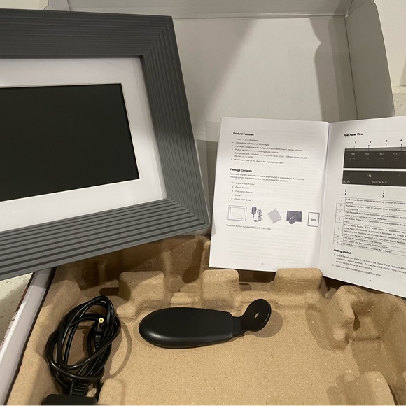 New in box - 7" Hi-Res Digital Picture Frame - Picture 5 of 5